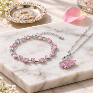 svan necklace and tulip bracelet